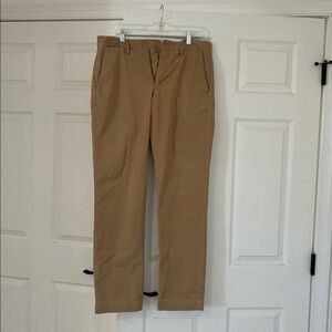 Ralph Lauren khaki pants 32x34 Straight Fit